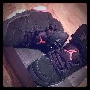 Kids Jordan Classic VII